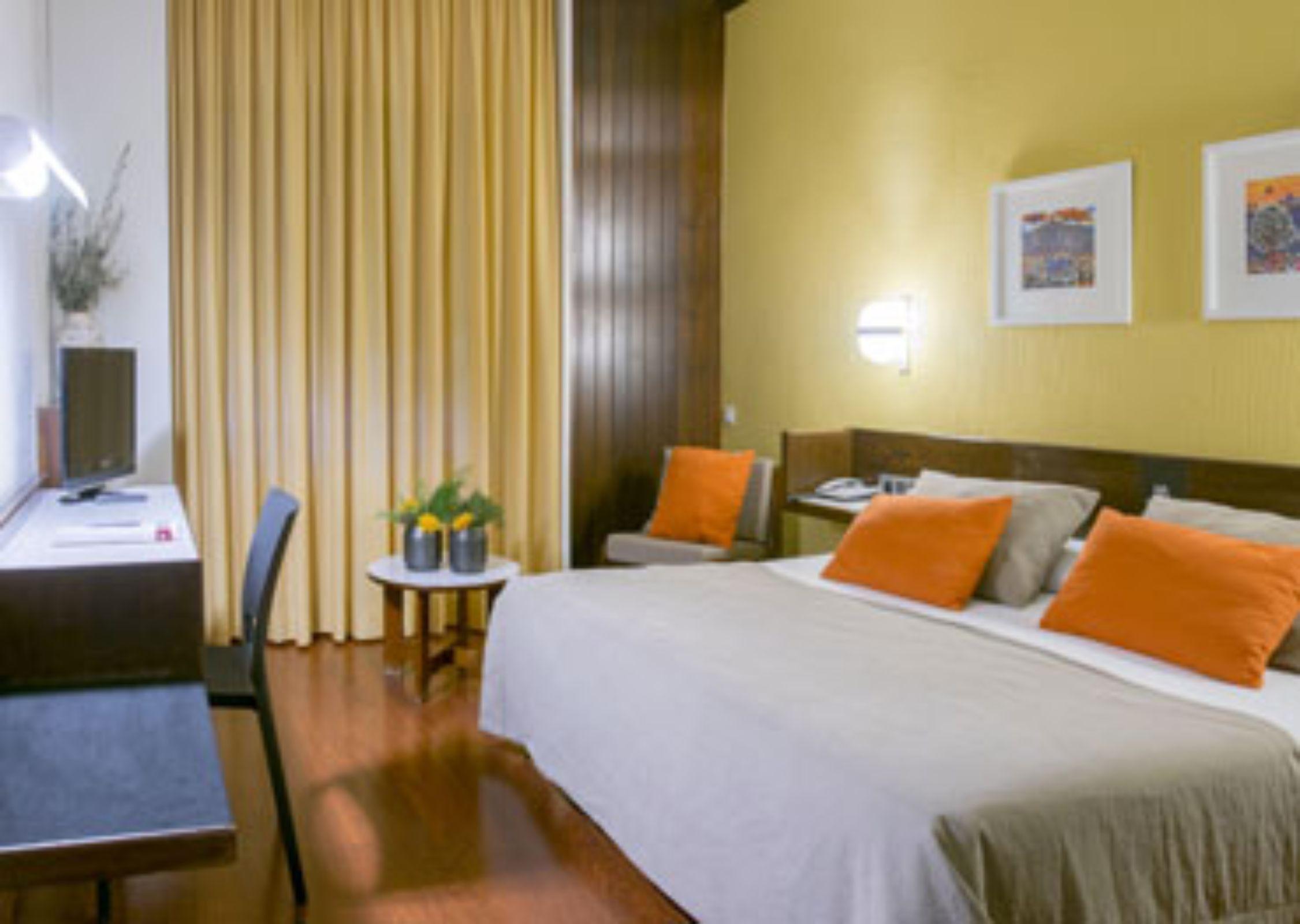 Hotel America Igualada Zewnętrze zdjęcie
