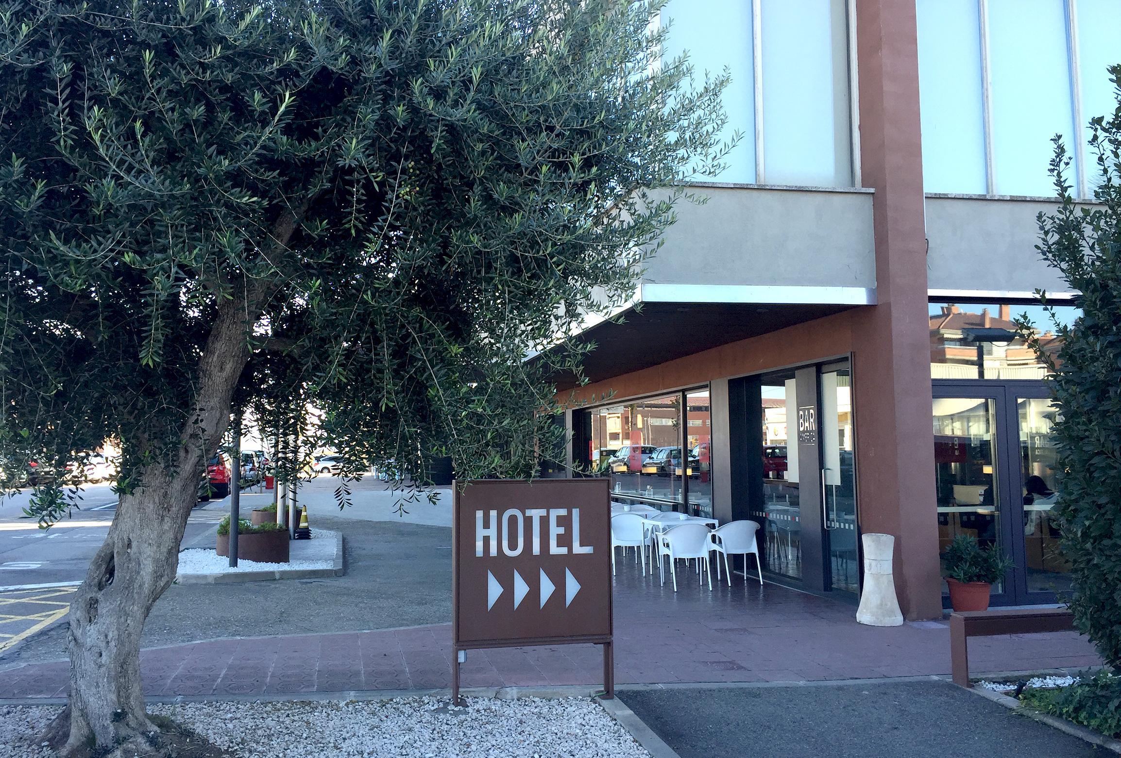 Hotel America Igualada Zewnętrze zdjęcie