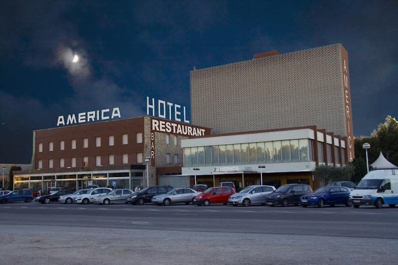 Hotel America Igualada Zewnętrze zdjęcie